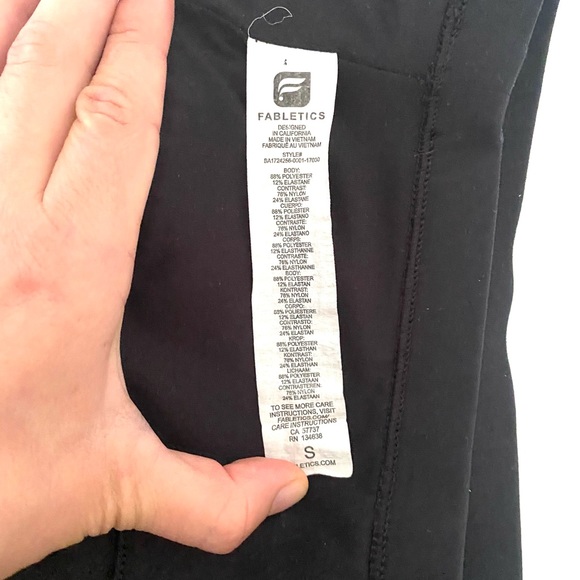 Fabletics Sports Bra - Picture 3 of 11